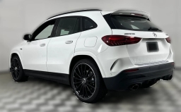 Mercedes-Benz GLA AMG GLA 35 4MATIC SUV 2026