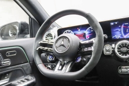 Mercedes-Benz GLA AMG GLA 35 4MATIC SUV 2025