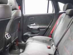 Mercedes-Benz GLA AMG GLA 35 4MATIC SUV 2025