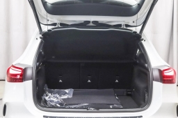 Mercedes-Benz GLA AMG GLA 35 4MATIC SUV 2025