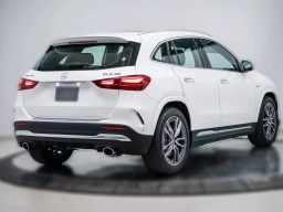 Mercedes-Benz GLA AMG GLA 35 4MATIC SUV 2025