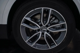 Mercedes-Benz GLA AMG GLA 35 4MATIC SUV 2025