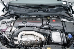 Mercedes-Benz GLA AMG GLA 35 4MATIC SUV 2025