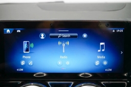 Mercedes-Benz GLA AMG GLA 35 4MATIC SUV 2025