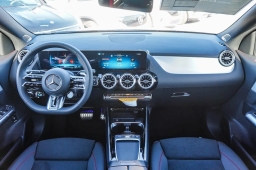 Mercedes-Benz GLA AMG GLA 35 4MATIC SUV 2025
