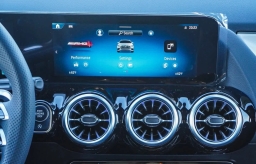 Mercedes-Benz GLA AMG GLA 35 4MATIC SUV 2025