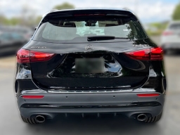 Mercedes-Benz GLA AMG GLA 35 4MATIC SUV 2026