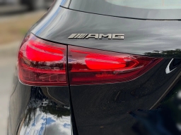 Mercedes-Benz GLA AMG GLA 35 4MATIC SUV 2026