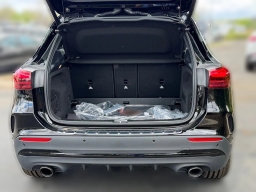 Mercedes-Benz GLA AMG GLA 35 4MATIC SUV 2026