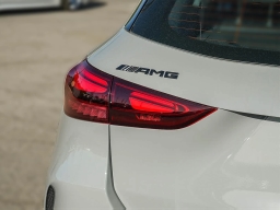 Mercedes-Benz GLA AMG GLA 35 4MATIC SUV 2026