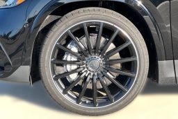 Mercedes-Benz GLA AMG GLA 35 4MATIC SUV 2026