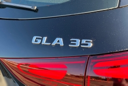 Mercedes-Benz GLA AMG GLA 35 4MATIC SUV 2026