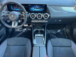 Mercedes-Benz GLA AMG GLA 35 4MATIC SUV 2026