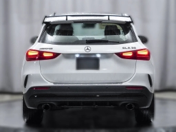 Mercedes-Benz GLA AMG GLA 35 4MATIC SUV 2025