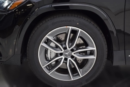 Mercedes-Benz GLA AMG GLA 35 4MATIC SUV 2026