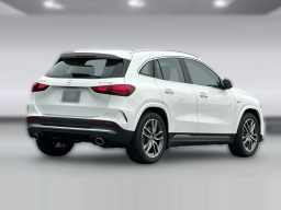 Mercedes-Benz GLA AMG GLA 35 4MATIC SUV 2026