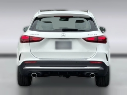 Mercedes-Benz GLA AMG GLA 35 4MATIC SUV 2026