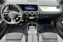 Mercedes-Benz GLA AMG GLA 35 4MATIC SUV 2026