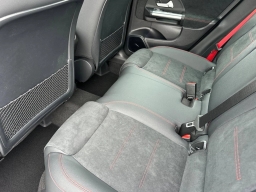 Mercedes-Benz GLA AMG GLA 35 4MATIC SUV 2026