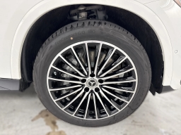 Mercedes-Benz GLC GLC 300 4MATIC Coupe 2026