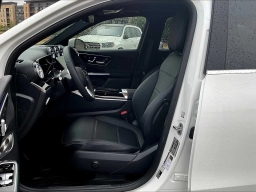 Mercedes-Benz GLC GLC 300 SUV 2026