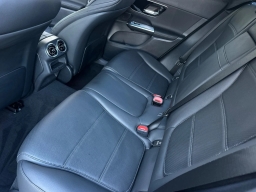 Mercedes-Benz GLC GLC 300 SUV 2026