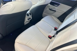 Mercedes-Benz GLC GLC 300 SUV 2026