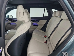 Mercedes-Benz GLC GLC 300 SUV 2026