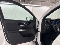 Mercedes-Benz GLC GLC 300 SUV 2026