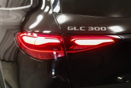 Mercedes-Benz GLC GLC 300 SUV 2025