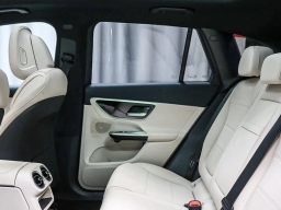 Mercedes-Benz GLC GLC 300 SUV 2025