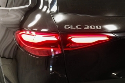 Mercedes-Benz GLC GLC 300 SUV 2025