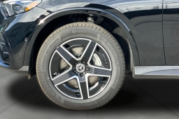 Mercedes-Benz GLC GLC 300 SUV 2026