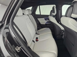 Mercedes-Benz GLC GLC 300 SUV 2026