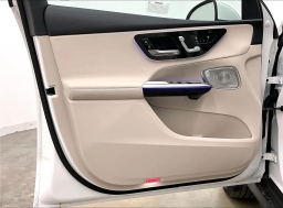 Mercedes-Benz GLC GLC 300 SUV 2026