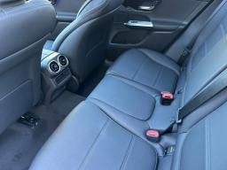 Mercedes-Benz GLC GLC 300 SUV 2026