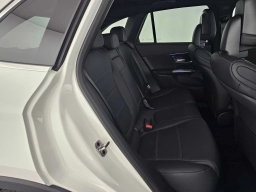 Mercedes-Benz GLC GLC 300 SUV 2026