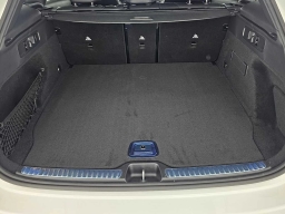 Mercedes-Benz GLC GLC 300 SUV 2026