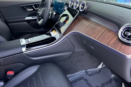 Mercedes-Benz GLC GLC 300 SUV 2026