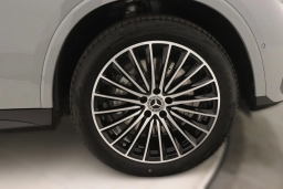 Mercedes-Benz GLC GLC 300 SUV 2026