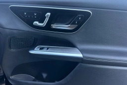 Mercedes-Benz GLC GLC 300 SUV 2026