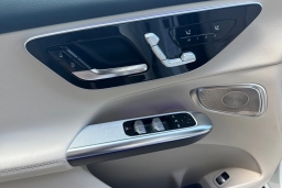 Mercedes-Benz GLC GLC 300 SUV 2026