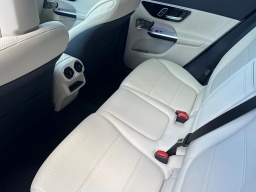 Mercedes-Benz GLC GLC 300 SUV 2026