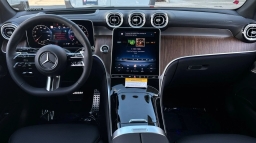 Mercedes-Benz GLC GLC 300 SUV 2026