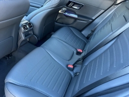 Mercedes-Benz GLC GLC 300 SUV 2026