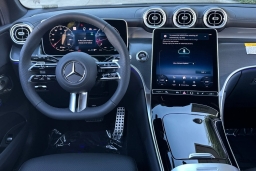 Mercedes-Benz GLC GLC 300 SUV 2026