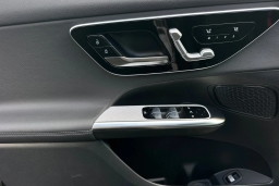 Mercedes-Benz GLC GLC 300 SUV 2026