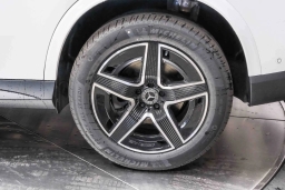 Mercedes-Benz GLC GLC 300 SUV 2026