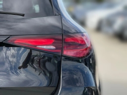 Mercedes-Benz GLC GLC 300 SUV 2026