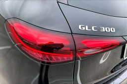 Mercedes-Benz GLC GLC 300 SUV 2026